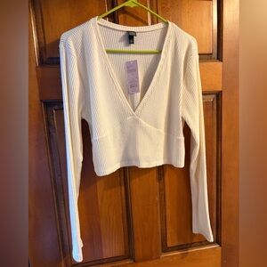 Wild Fable Off White Ribbed V-Neck Top/Light Sweater